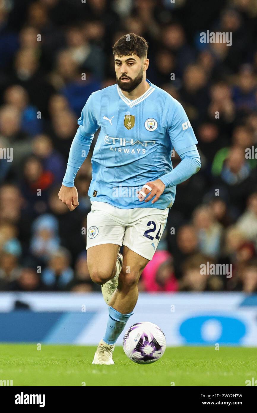 Joško Gvardiol del Manchester City durante la partita di Premier League Manchester City vs Aston Villa all'Etihad Stadium, Manchester, Regno Unito, 3 aprile 2024 (foto di Mark Cosgrove/News Images) in, il 4/3/2024. (Foto di Mark Cosgrove/News Images/Sipa USA) credito: SIPA USA/Alamy Live News Foto Stock