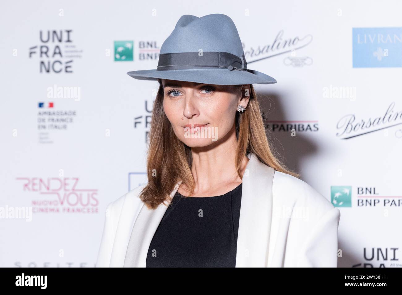 3 aprile 2024, Roma, Italia: L'attrice Ucraina Anna Safroncik partecipa al photocall della serata inaugurale della 14a edizione di ''Rendez-Vous'' presso Palazzo Farnese a Roma (Credit Image: © Matteo Nardone/Pacific Press via ZUMA Press Wire) SOLO USO EDITORIALE! Non per USO commerciale! Foto Stock