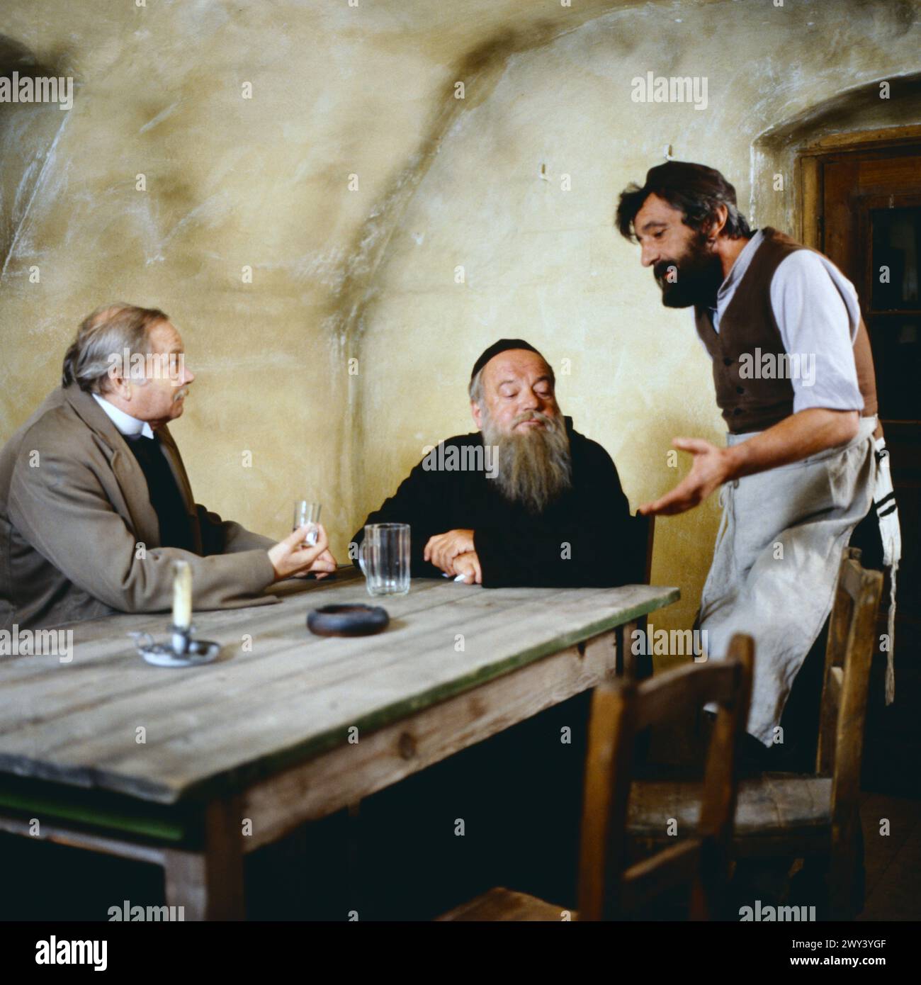 Tarabas, Historien-Film in zwei Teilen, nach einem Roman von Joseph Roth, 1982, Szene: Kurt Nachmann, Johannes Schauer, Günther Mack in Teil 2. Foto Stock