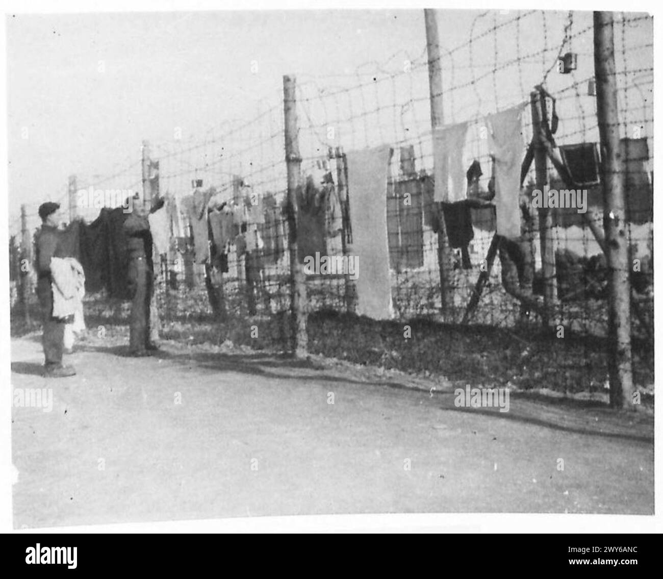 P.O.W. LIFE IN GERMANIA - giorno di lavaggio a Moosburg. Novembre 1943. , British Army, 21st Army Group Foto Stock