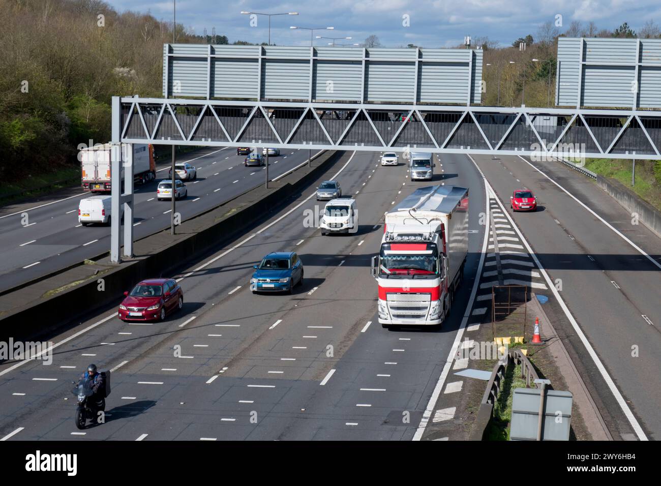Regno Unito, Inghilterra, autostrada M25, luce diurna Foto Stock