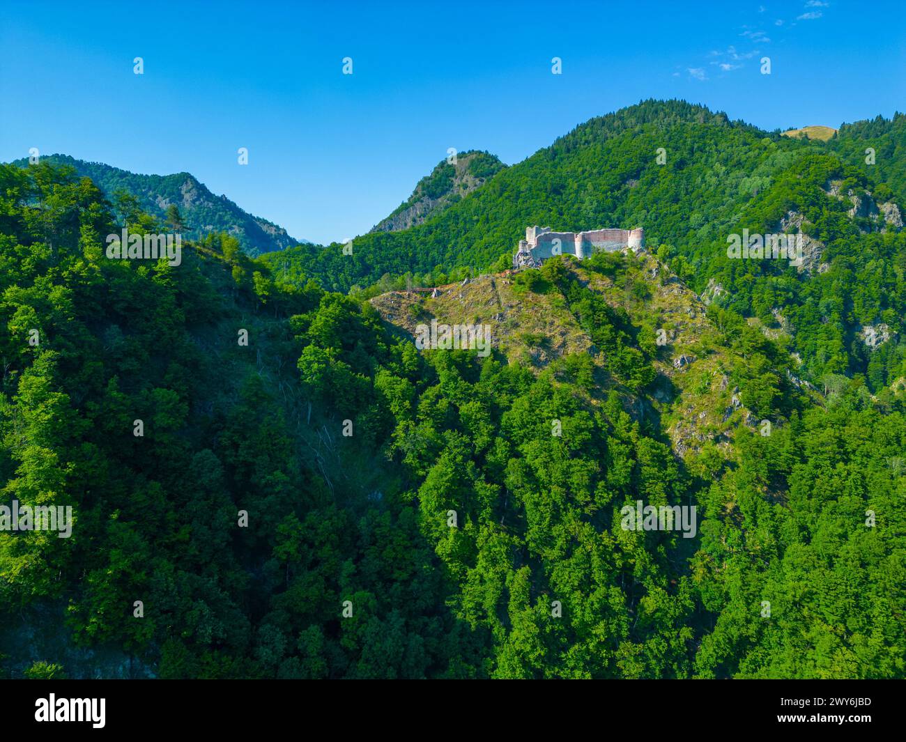 Vista panoramica della Cittadella di Poenari in Romania Foto Stock
