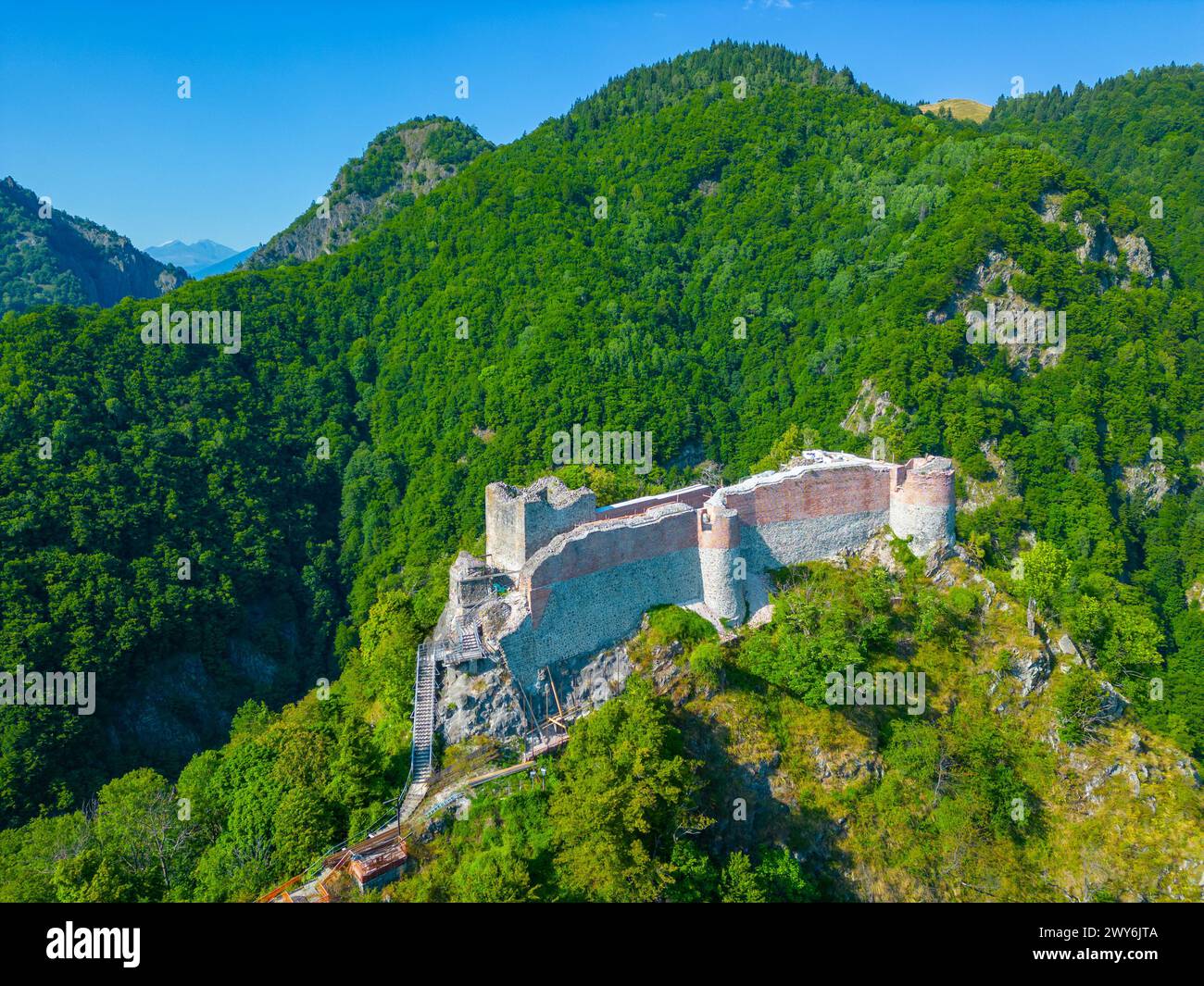 Vista panoramica della Cittadella di Poenari in Romania Foto Stock