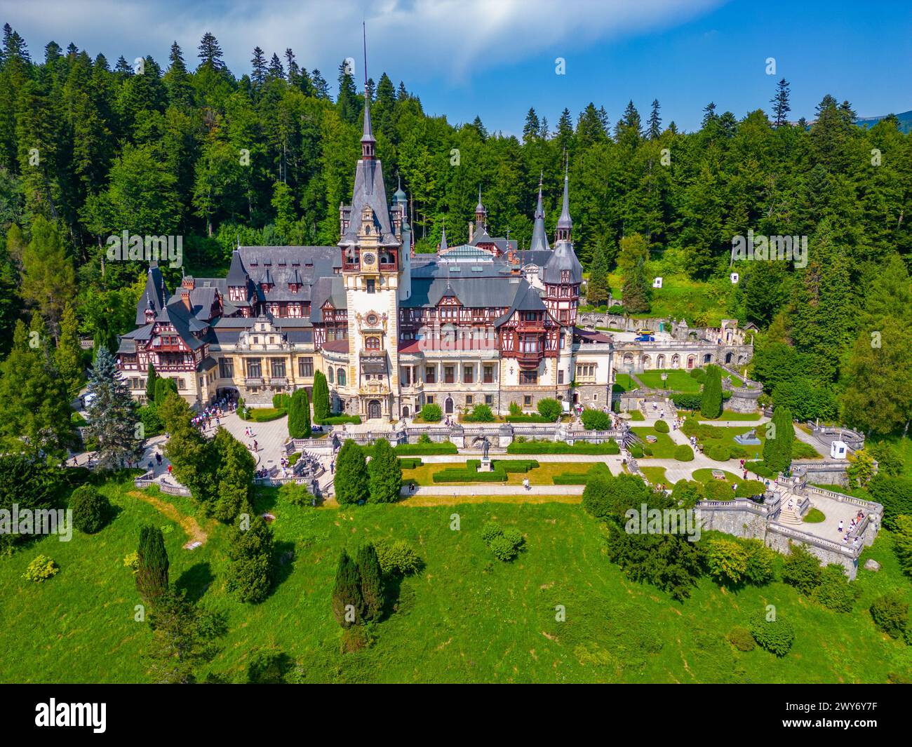 Giornata estiva al castello di Peles in Romania Foto Stock