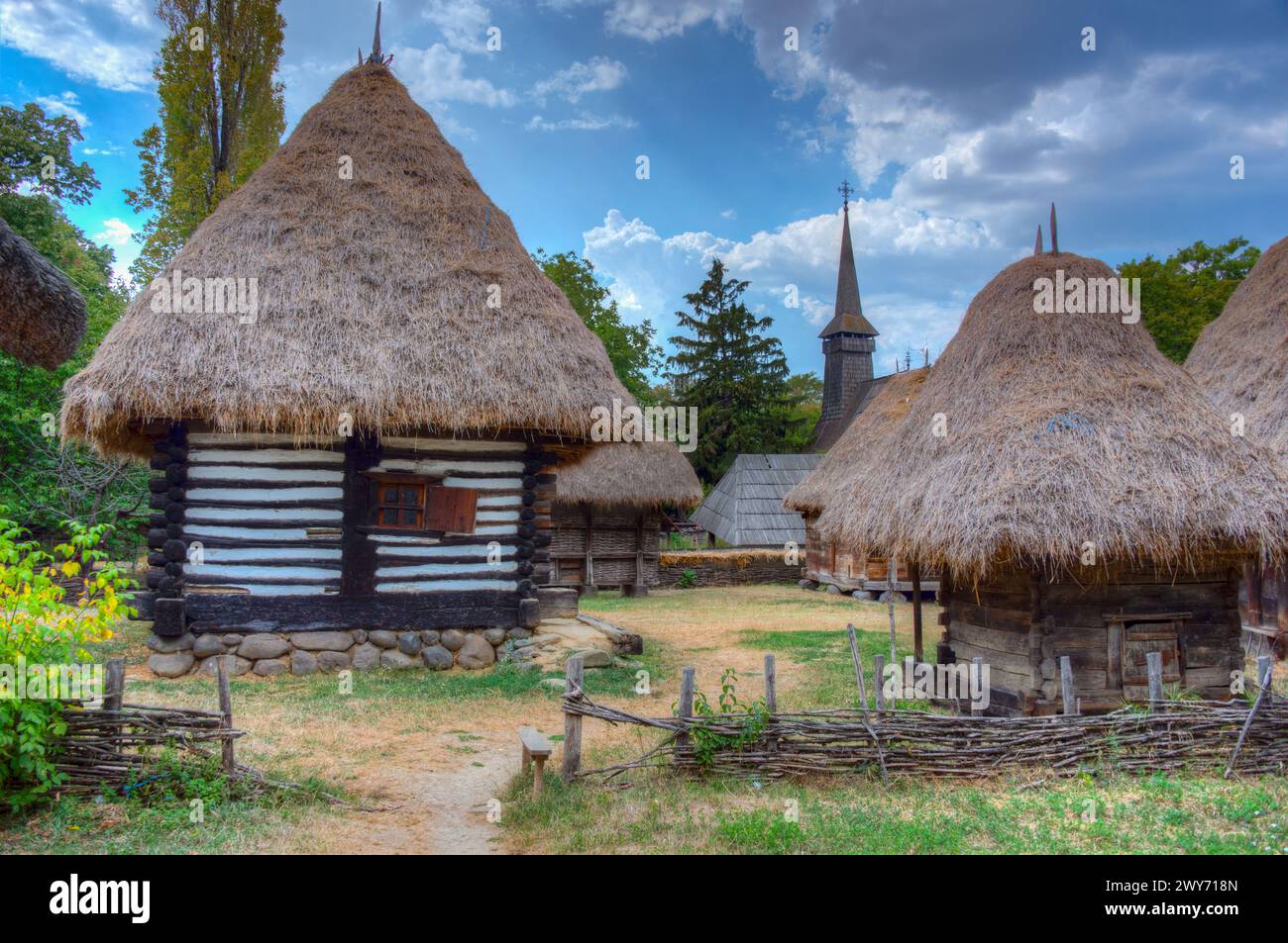 Museo del Villaggio Nazionale Dimitrie gusti nella capitale rumena Bucarest Foto Stock