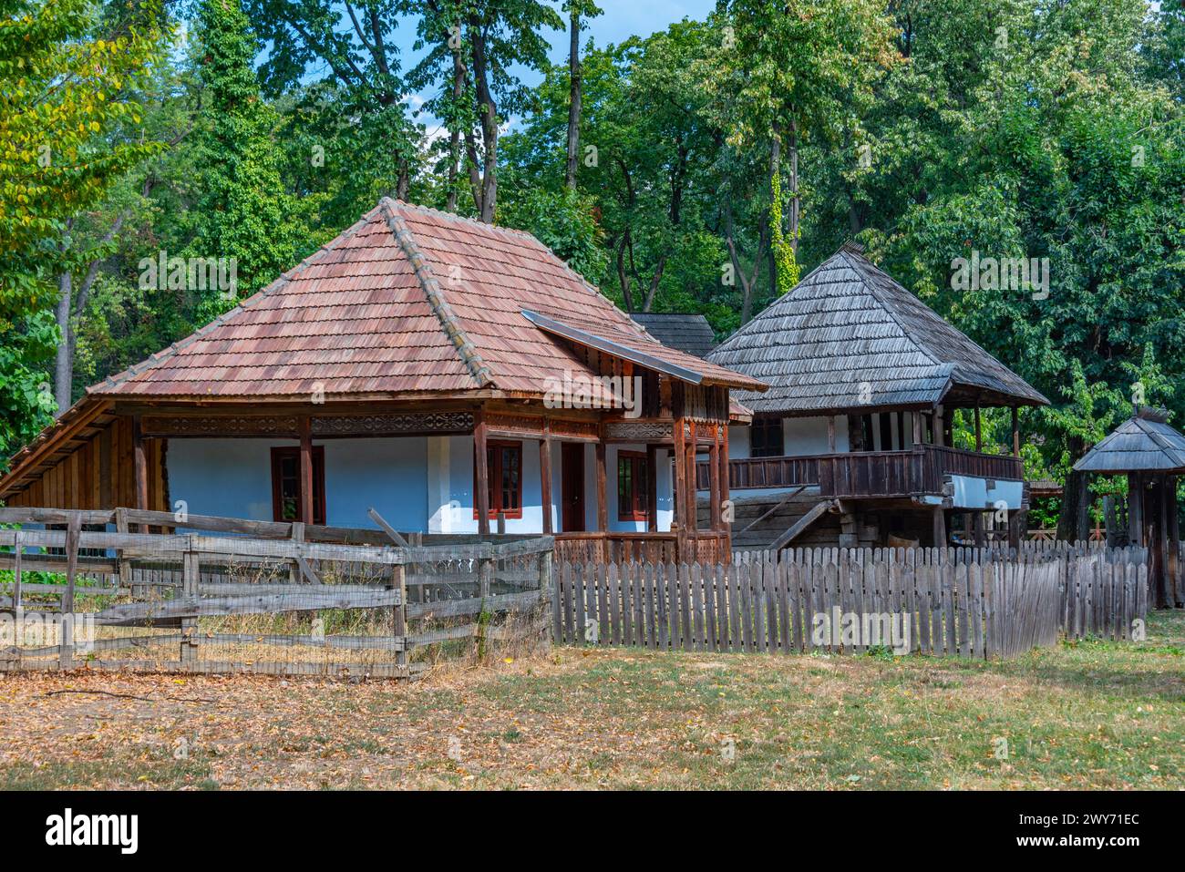 Museo del Villaggio Nazionale Dimitrie gusti nella capitale rumena Bucarest Foto Stock