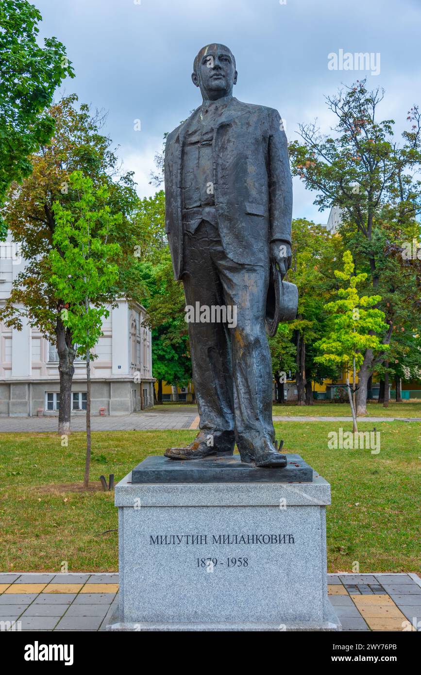 Statua di Milutin Milankovic nella capitale serba Belgrado Foto Stock