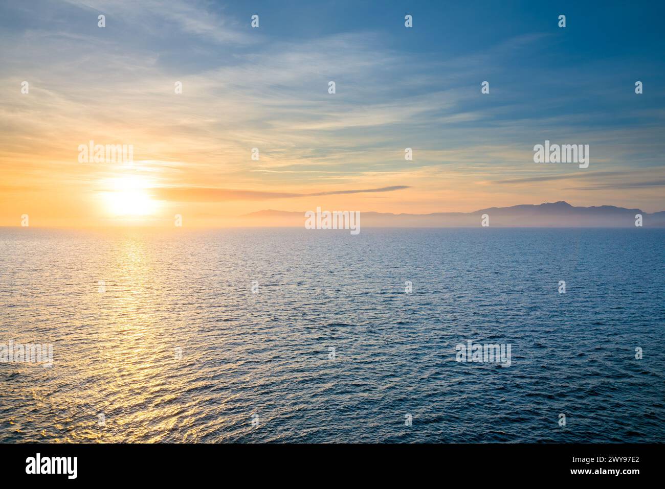 Tramonto sul mare Foto Stock