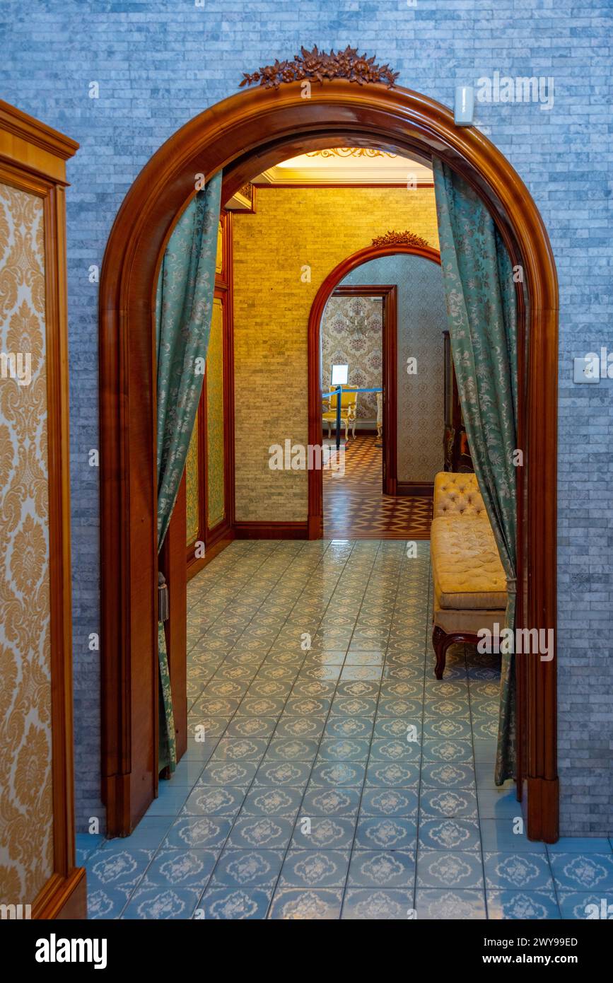 Bucarest, Romania, 22 agosto 2023: Bathoroom della Casa di Ceausescu a Bucarest, Romania Foto Stock