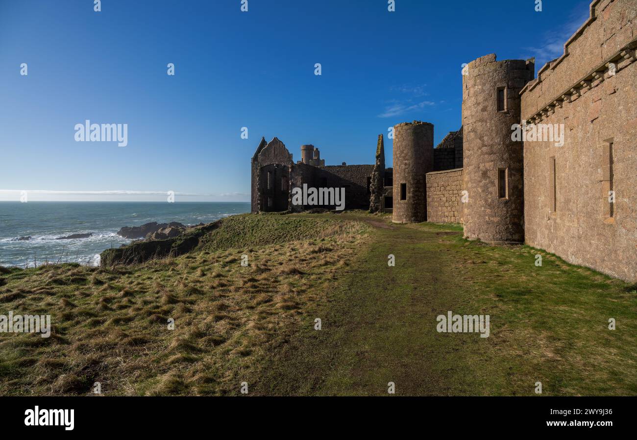 Slains Castle vicino a Cruden Bay nell'Aberdeenshire, Scozia Foto Stock