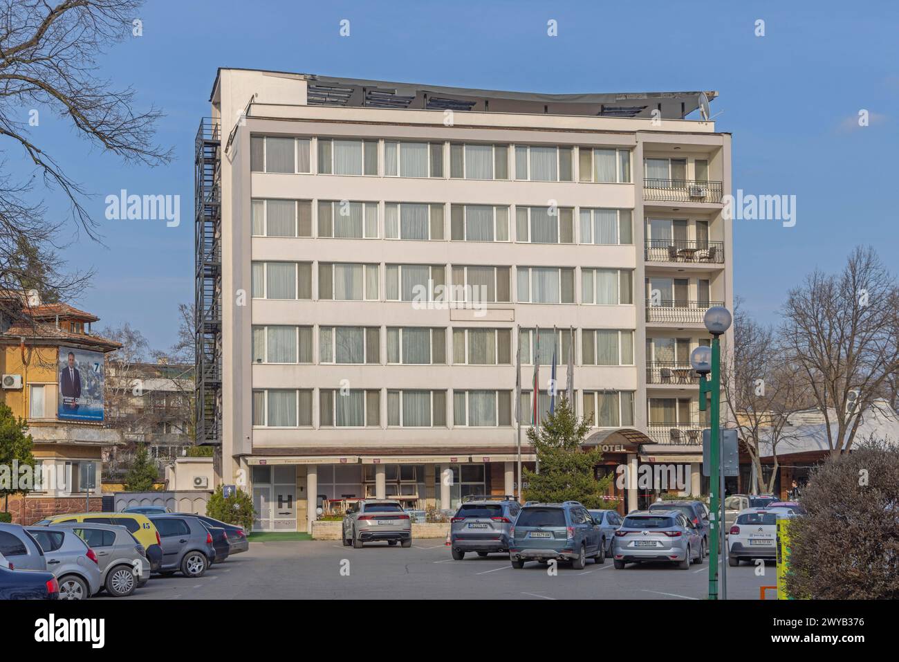 Vidin, Bulgaria - 16 marzo 2024: Hotel Bononia a tre stelle in Kaleto Street Spring Day nel centro città. Foto Stock