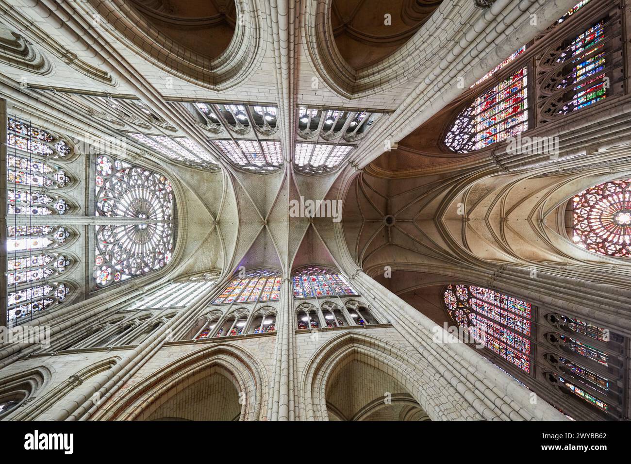 Cattedrale Saint-Pierre Saint-Paul, Troyes, regione Champagne-Ardenne, dipartimento Aube, Francia, Europa. Foto Stock