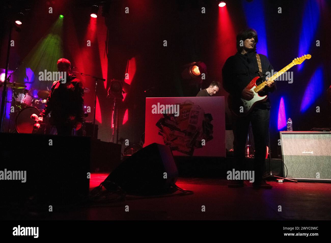 Liam Gallagher e John Squire si esibiscono dal vivo alla Columbiahalle di Berlino. Foto Stock