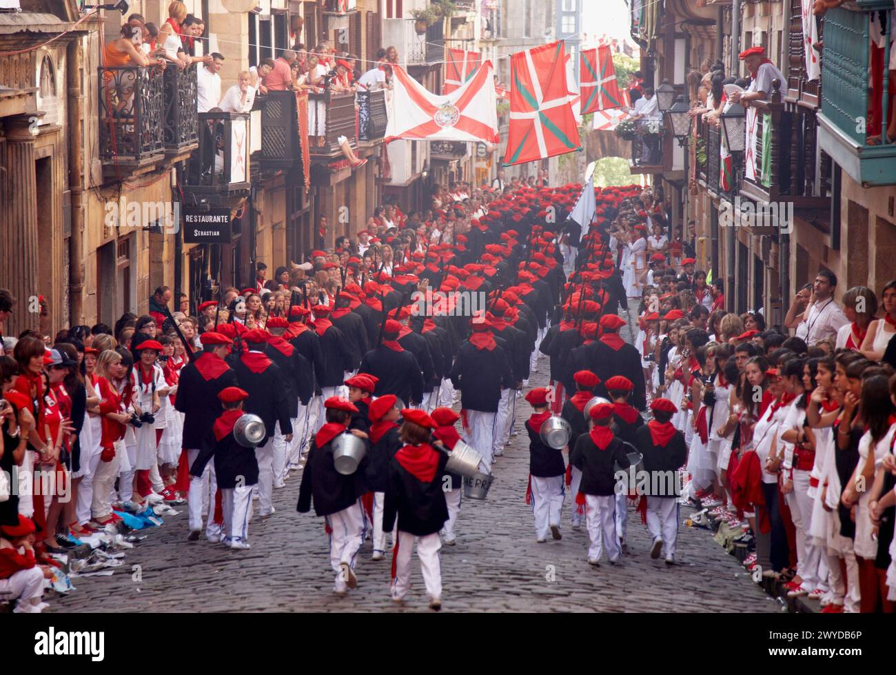 "Alarde", Hondarribia, Guipuzcoa, Paesi Baschi, Spagna. Foto Stock