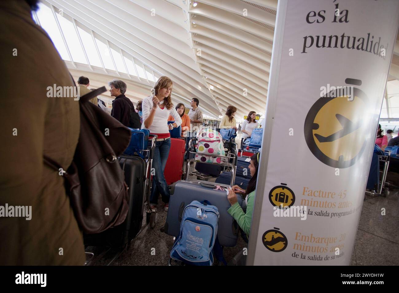 Check-in, Aeropuerto de Loiu, Bilbao, Bizkaia, Euskadi. Foto Stock