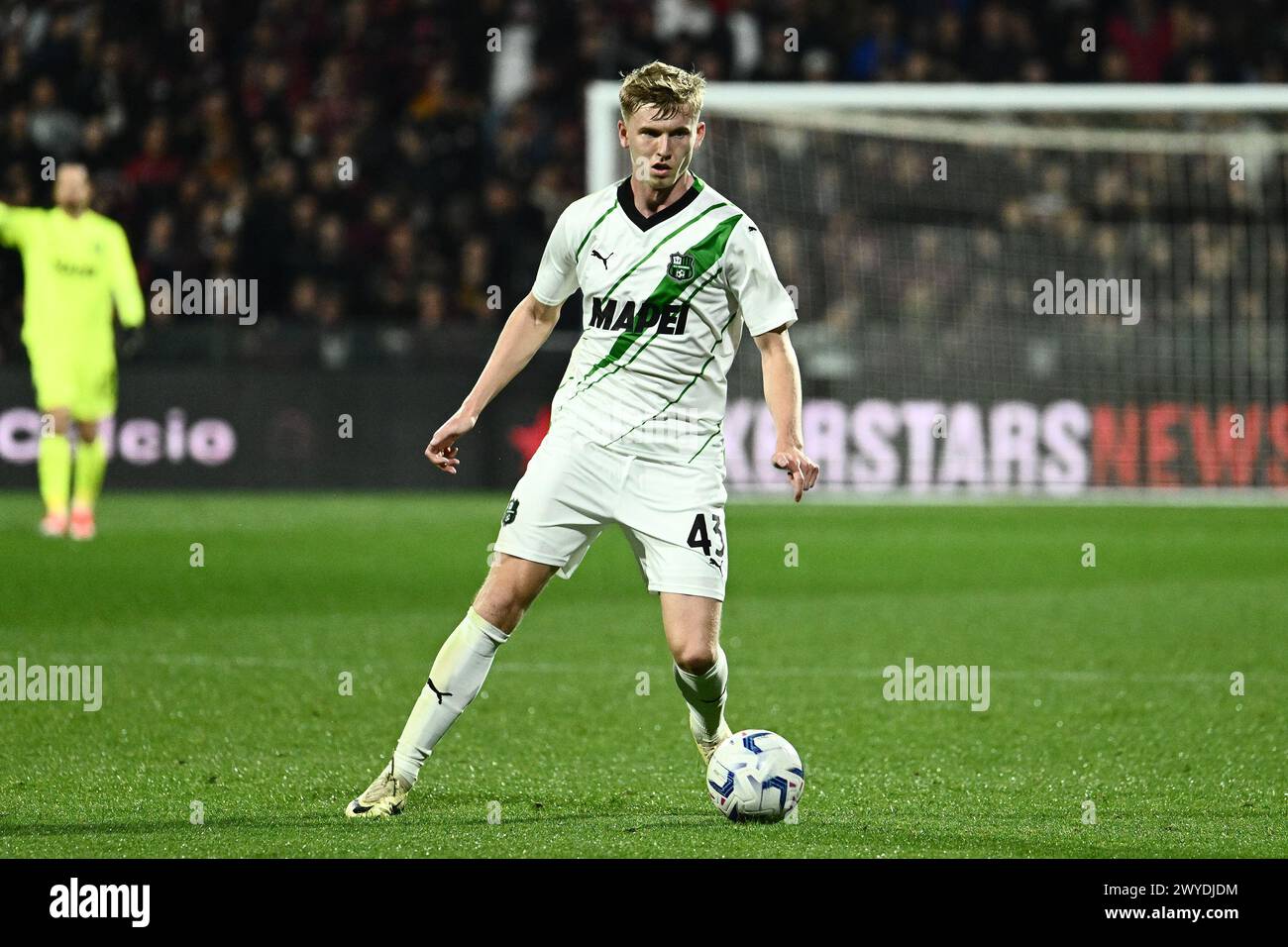 Salerno, Italia. 5 aprile 2024. Josh Doig del Sassuolo americano in azione durante la partita di serie A TIM tra US Salernitana e US Sassuolo allo Stadio Arechi, Salerno, Italia, il 5 aprile 2024. Crediti: Nicola Ianuale/Alamy Live News Foto Stock