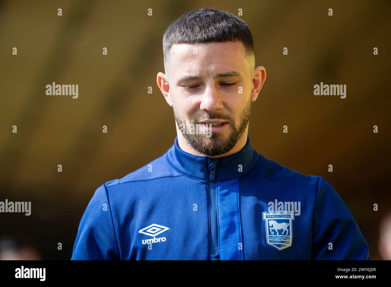 Durante il match per lo Sky Bet Championship tra Norwich City e Ipswich Town a Carrow Road, Norwich, sabato 6 aprile 2024. (Foto: David Watts | mi News) crediti: MI News & Sport /Alamy Live News Foto Stock