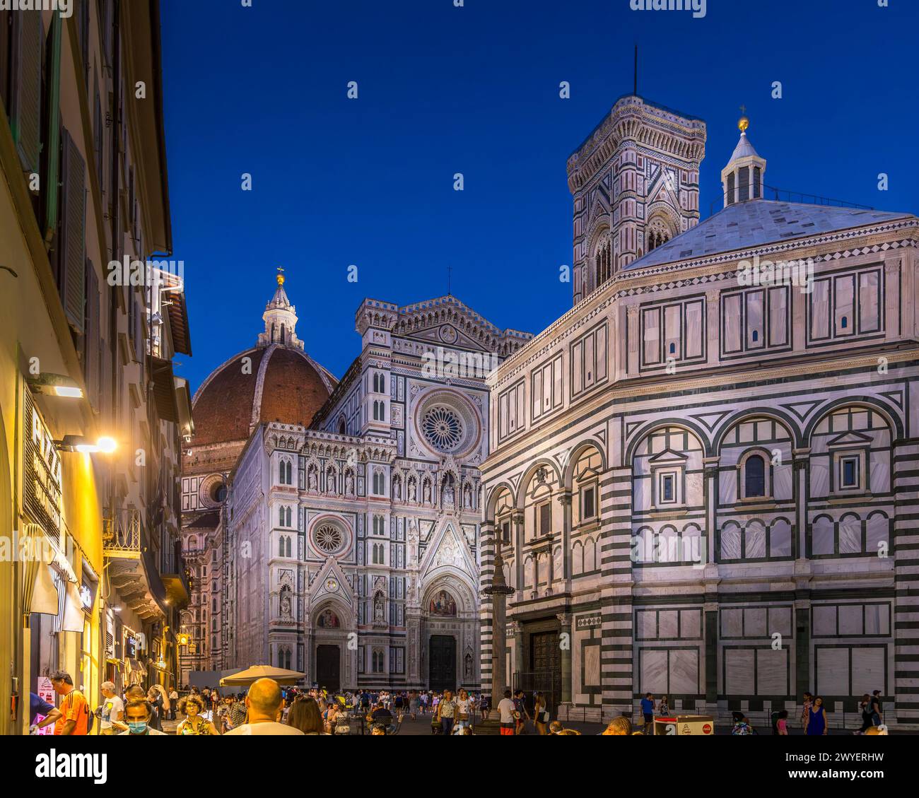 Firenze, Italia - 15 luglio 2023: Cattedrale di Santa Maria del Fiore (Duomo di Firenze). Firenze la capitale della regione Toscana, Italia. Il basili Foto Stock