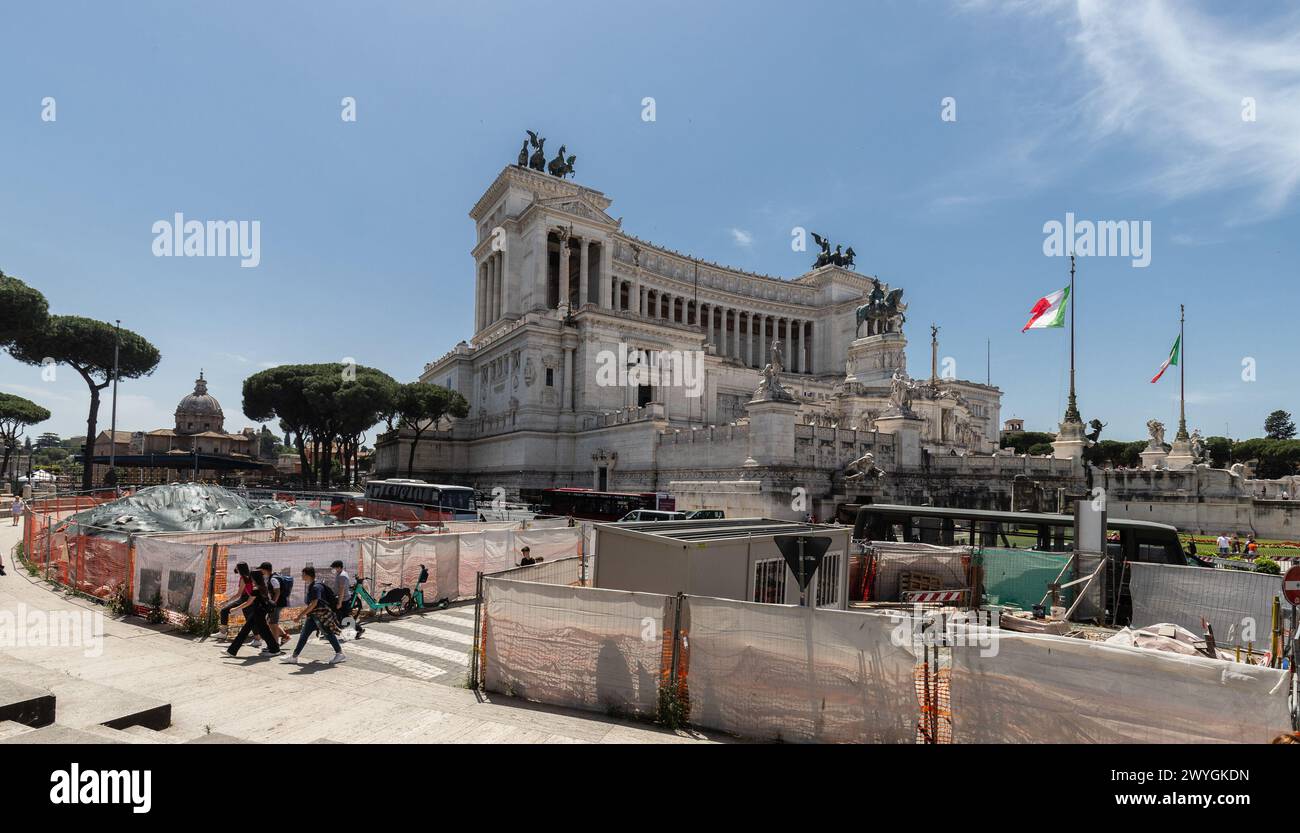 ROMA, ITALIA - 24 MAGGIO 2022: Monumento nazionale a Vittorio Emanuele II (altare della Patria) costruito in onore di Vittorio Emanuele - primo re di un unificato Foto Stock