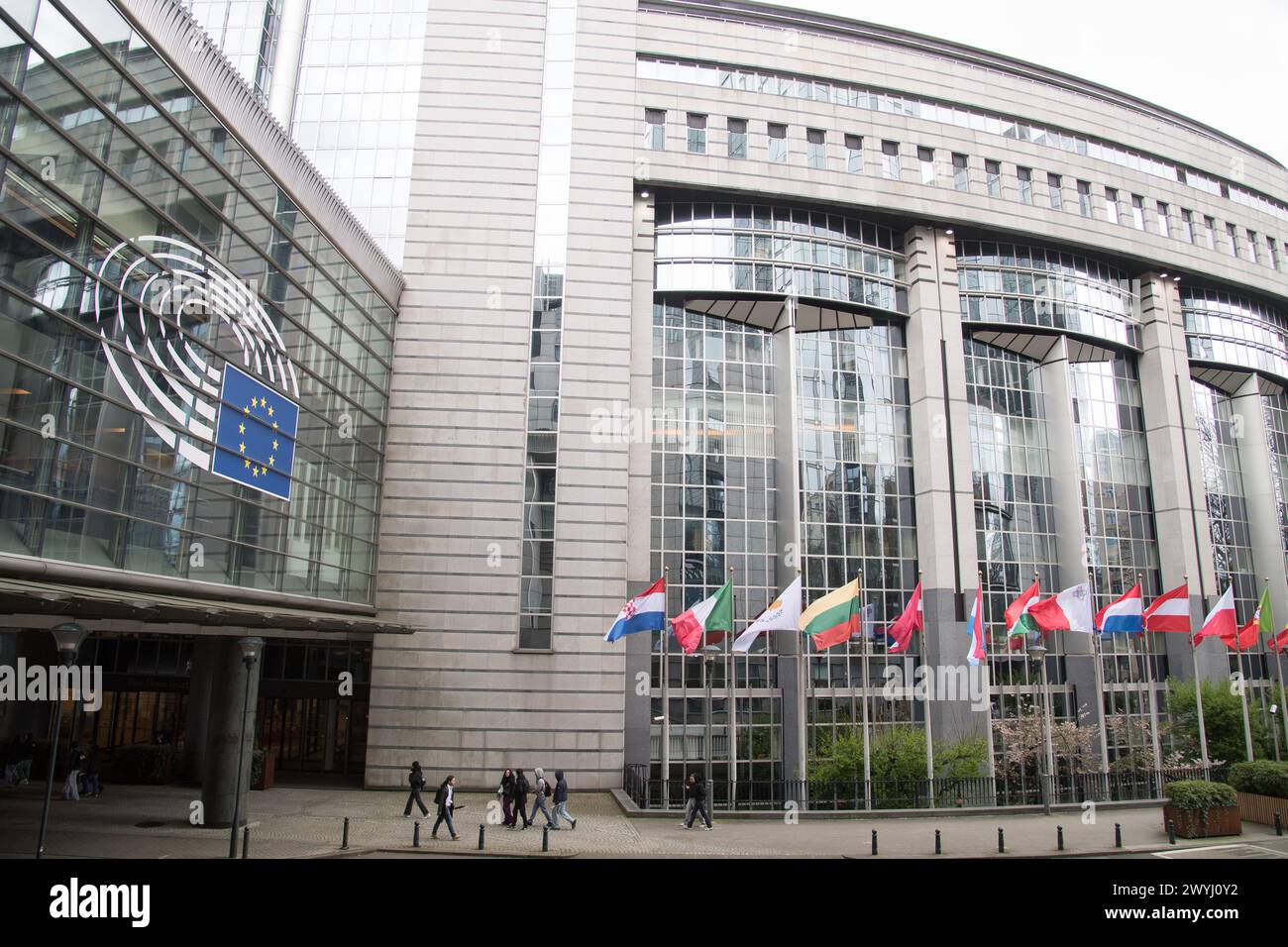 Paul-Henri Spaak edificio del Parlamento europeo sede in Espace Leopold / Leopoldruimte nel quartiere europeo di Bruxelles, Belgio © Wojciech Strozy Foto Stock
