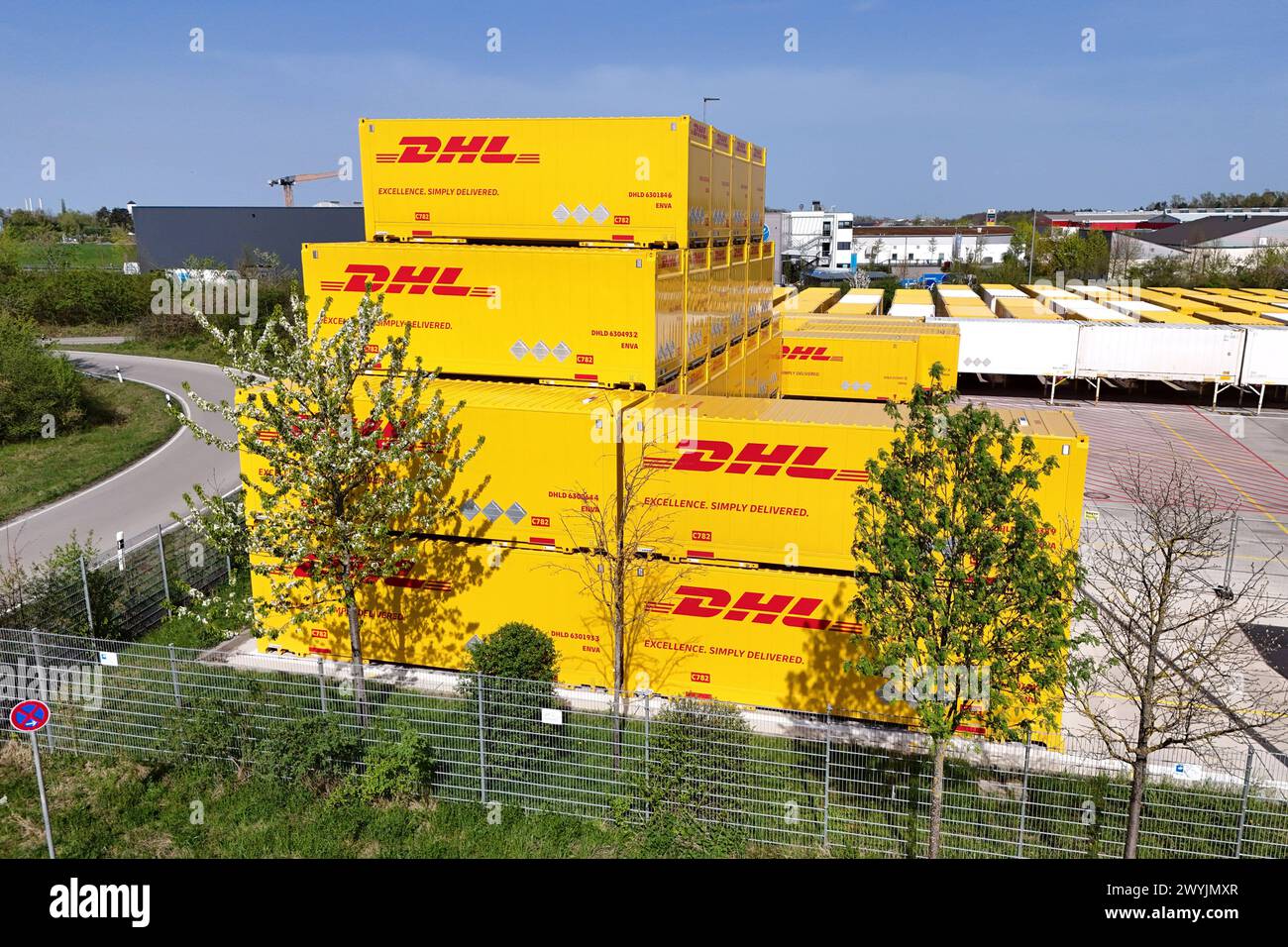 Deutsche Post DHL. Wechselbruecke, Transportbehaelter, container, Transportcontainer. *** Deutsche Post DHL scambia corpo, contenitore di trasporto, contenitore, contenitore di trasporto Foto Stock