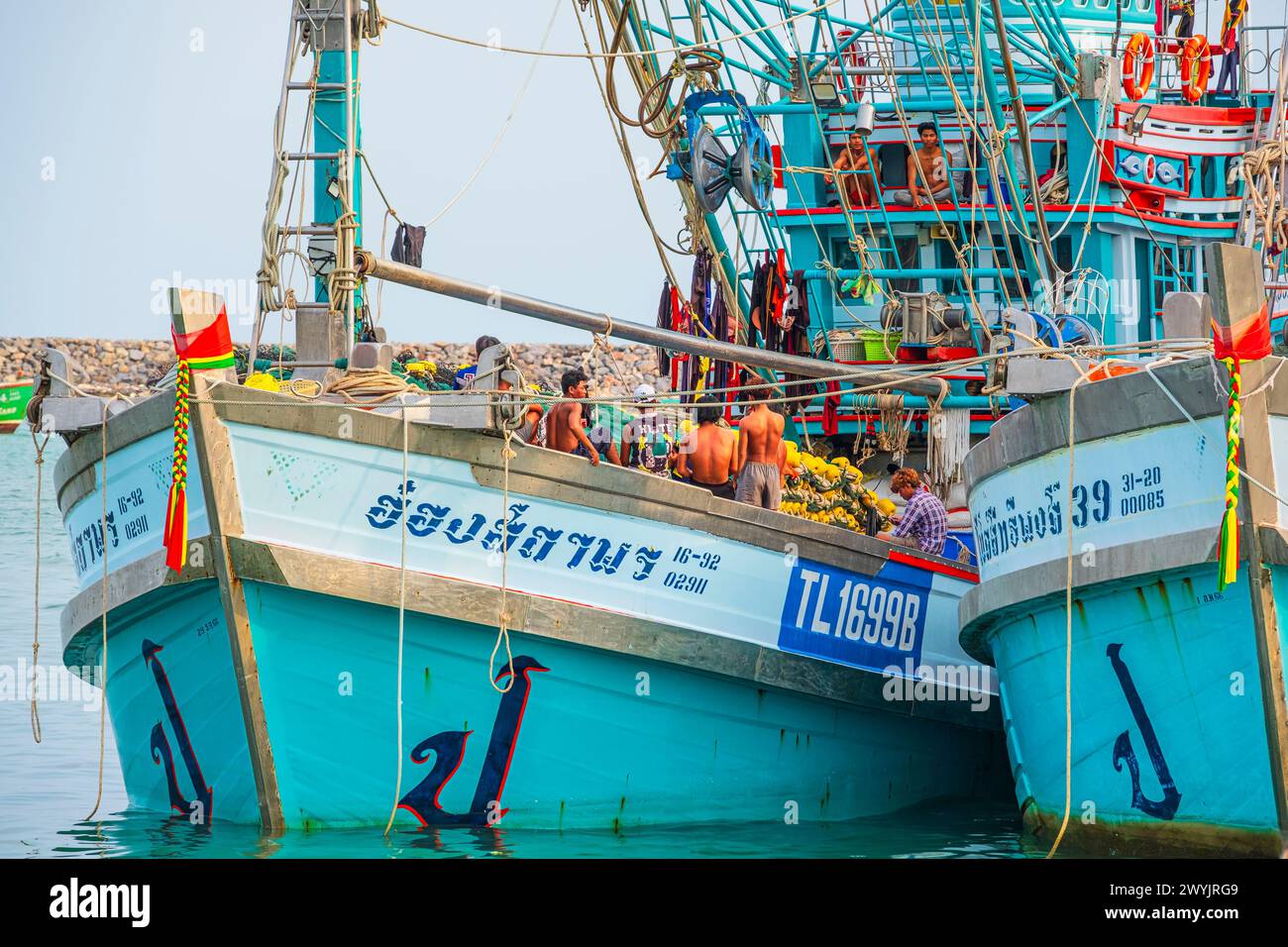 Thailandia, provincia di Rayong, Ban Phe, il porto di pescatori Foto Stock