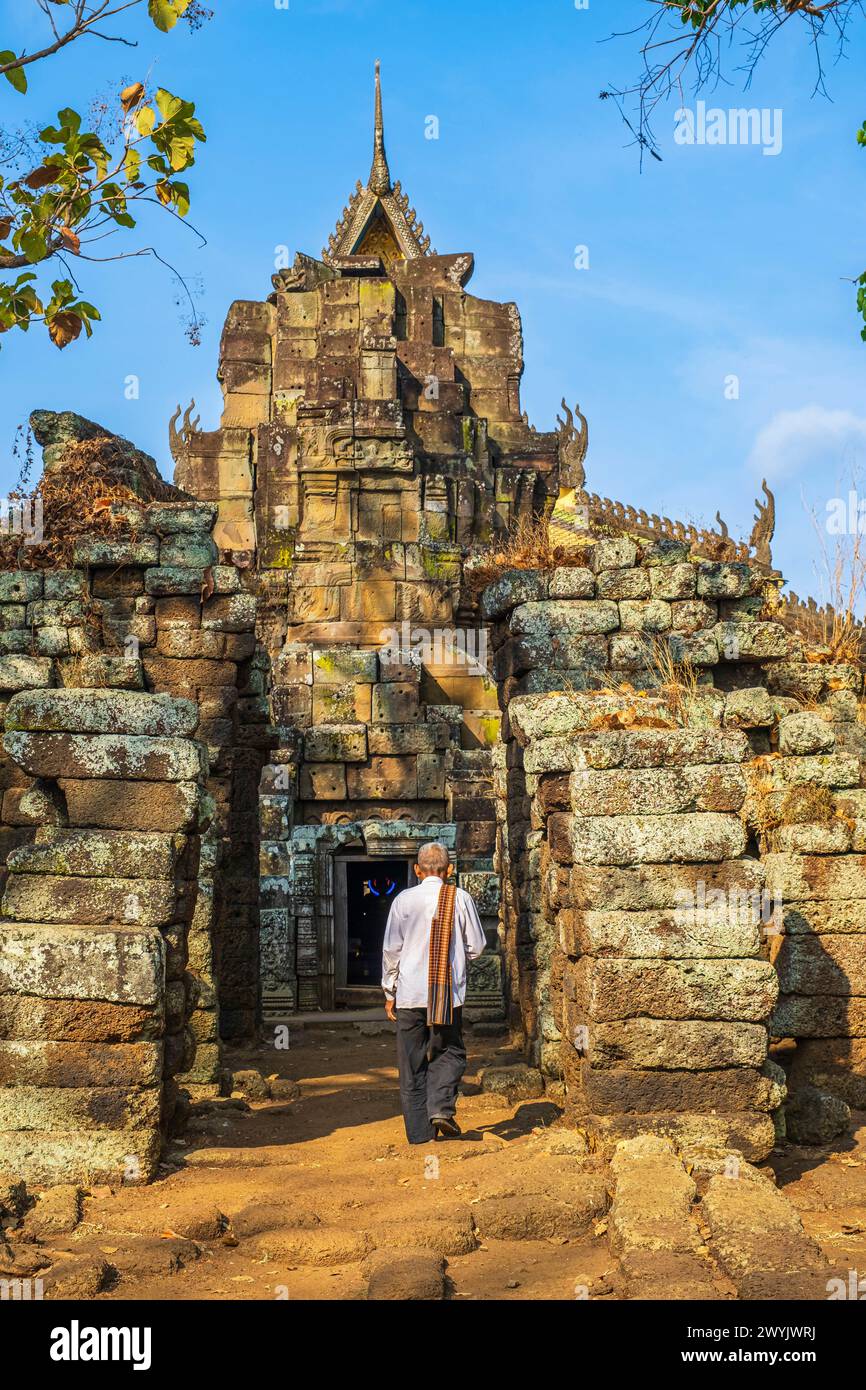 Cambogia, Kampong Cham, il tempio buddista Angkorian VAT Nokor (o Nokor Bachey) costruito nell'XI secolo Foto Stock