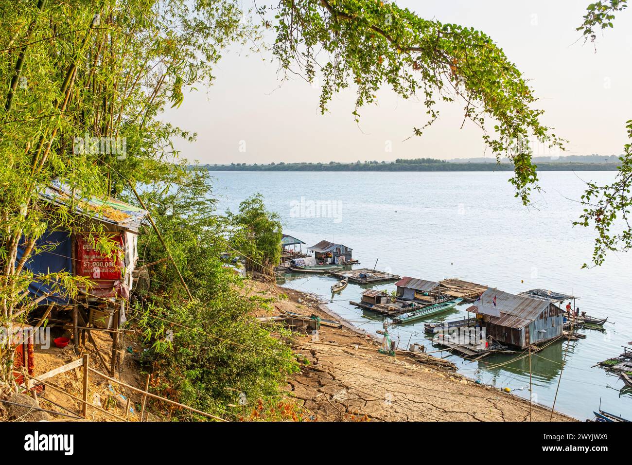 Cambogia, Kampong Cham, le rive del fiume Mekong Foto Stock