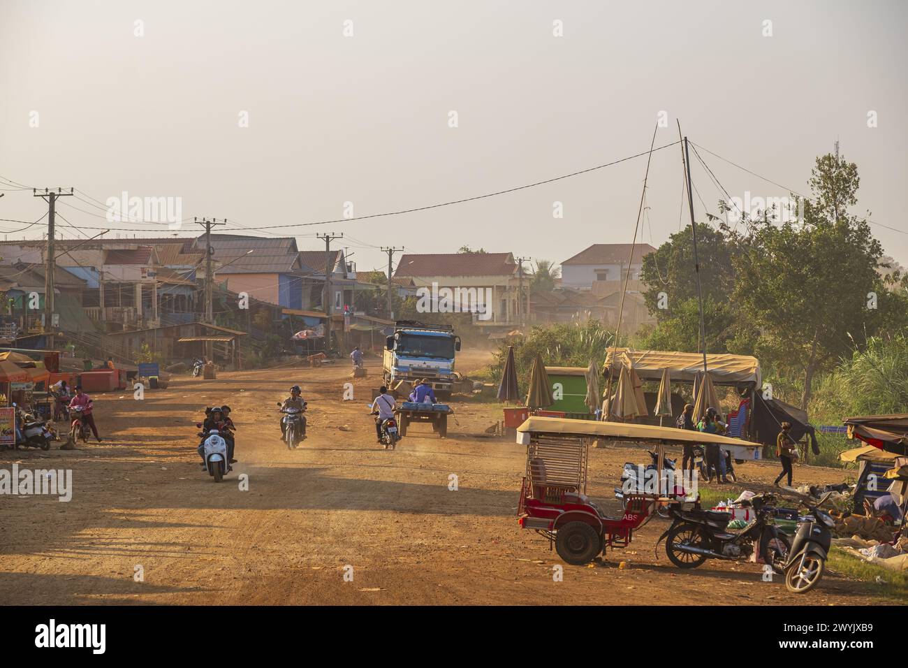 Cambogia, Kampong Chhnang, villaggio di Chong Koh sulle rive del fiume Tonle SAP Foto Stock