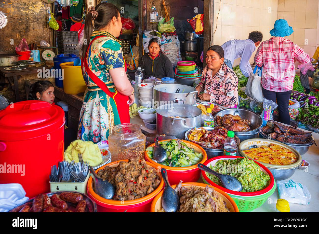 Cambogia, provincia di Kampot, Kampot, mercato di Samaki o mercato centrale Foto Stock