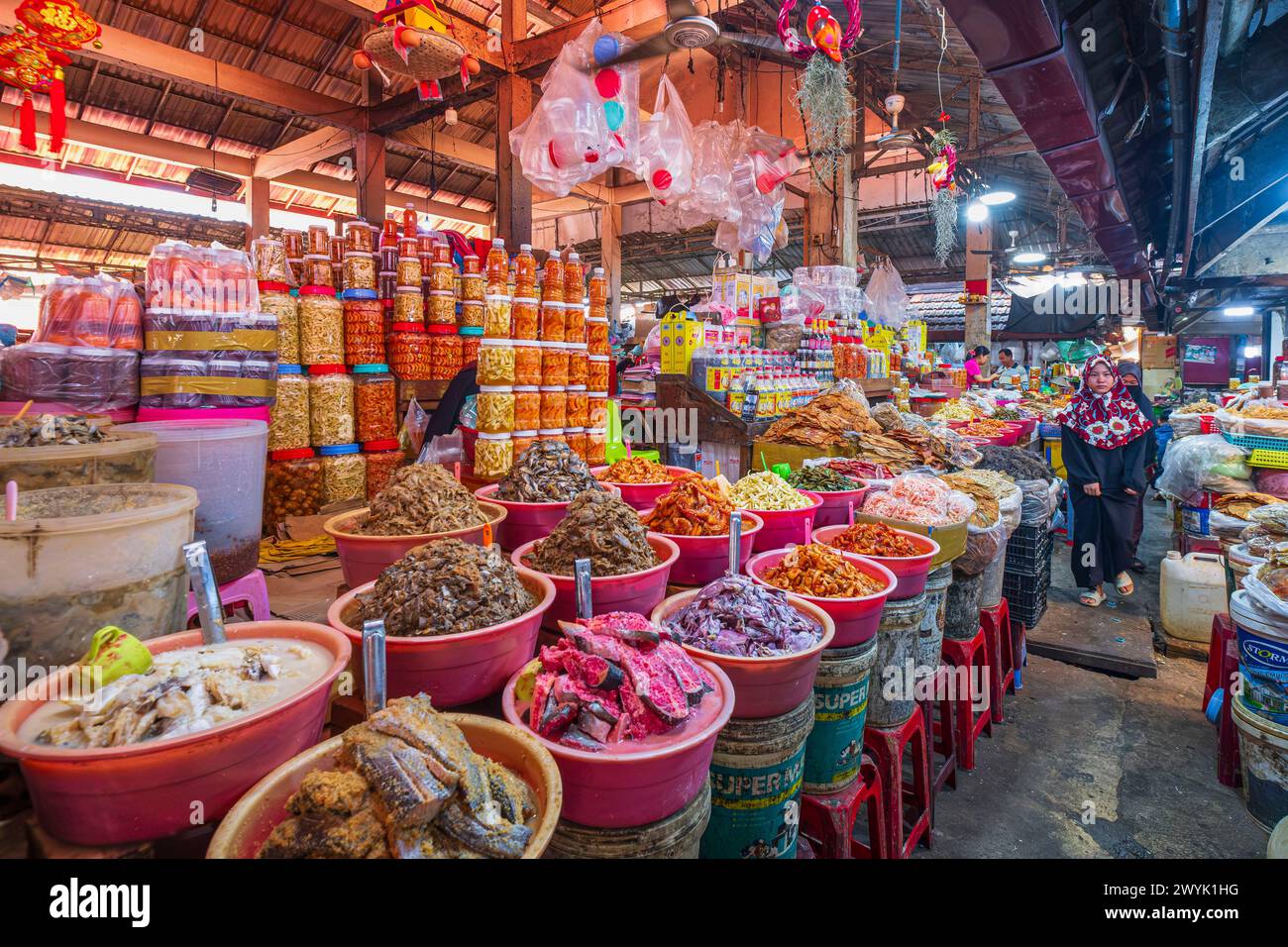 Cambogia, provincia di Kampot, Kampot, mercato di Samaki o mercato centrale Foto Stock