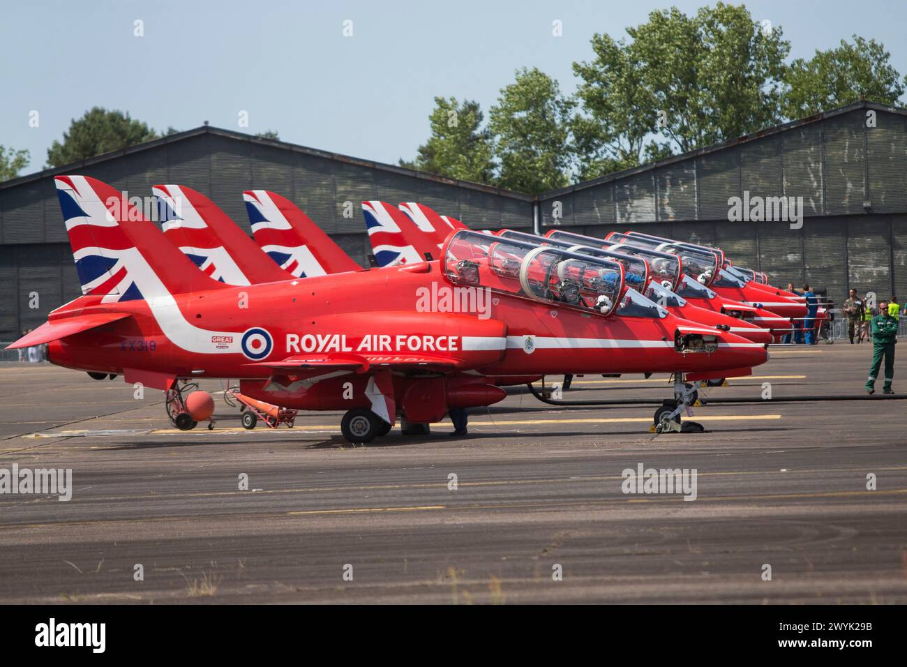 Francia, Indre et Loire, Tours, base aerea 705, riunione aerea del centenario del campo di aviazione di Parenzo, le frecce rosse sono la pattuglia acrobatica della Royal Air Force Foto Stock