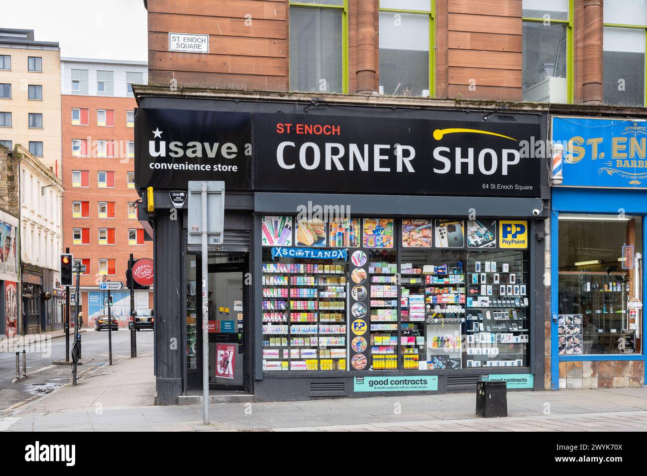 Corner Shop Glasgow - Usave St Enoch Corner Shop, Glasgow, Scozia, Regno Unito Foto Stock