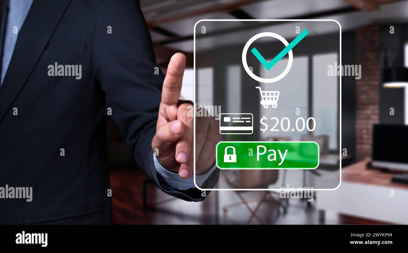 man paga un acquisto online in modo semplice e sicuro Foto Stock