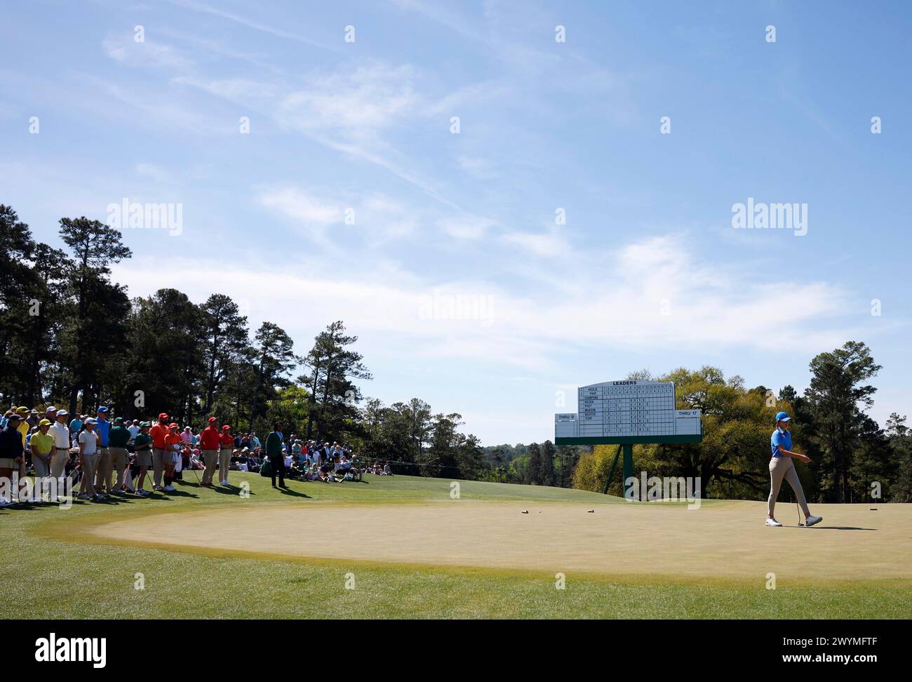 Augusta, Stati Uniti. 7 aprile 2024. I concorrenti putt sul 18° green alle finali nazionali Drive, Chip and Putt all'Augusta National Golf Club di Augusta, Georgia, domenica 7 aprile 2024. Foto di John Angelillo/UPI credito: UPI/Alamy Live News Foto Stock