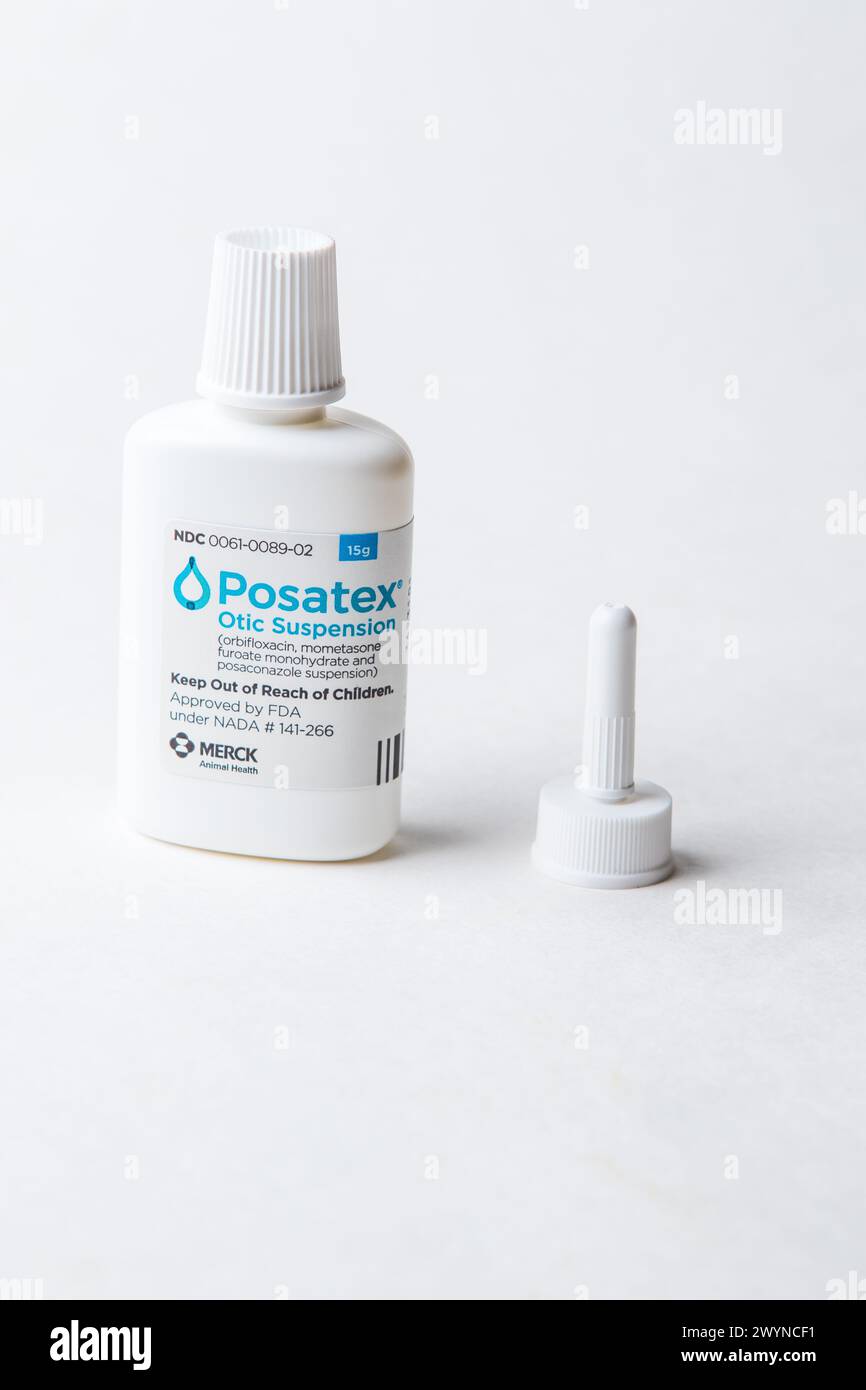 Posatex è un farmaco per orecchie da prescrizione per cani e gatti e tratta l'otite esterna. fotografia. Foto Stock