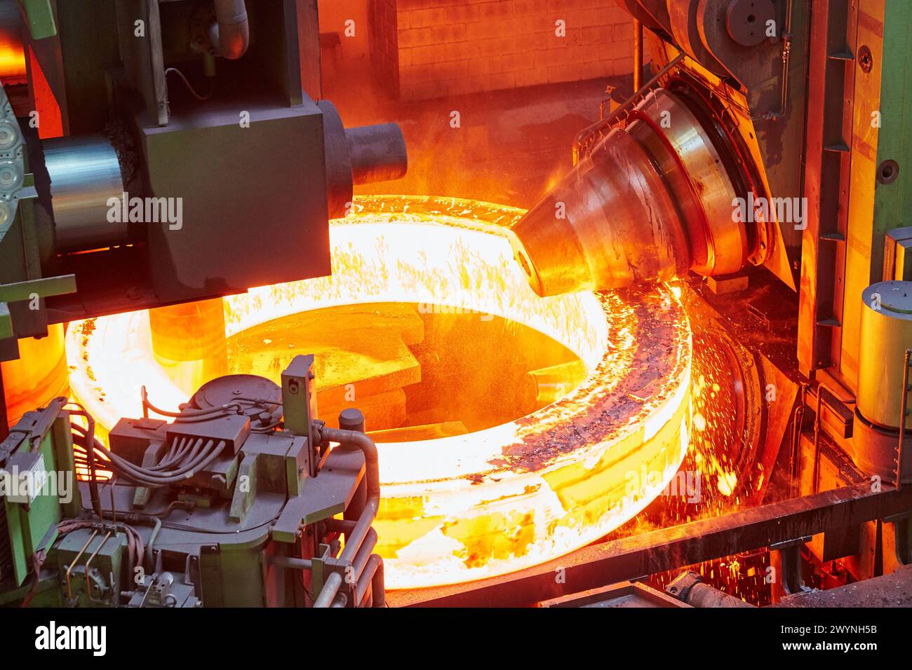 Laminazione dell'acciaio, industria del ferro, Gipuzkoa, Paesi Baschi, Spagna. Foto Stock