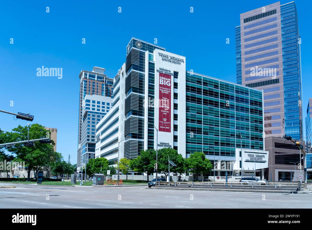 Houston, Texas, USA - 3 aprile 2024: Texas Woman's University Houston presso il Texas Medical Center di Houston, Texas, USA. Foto Stock