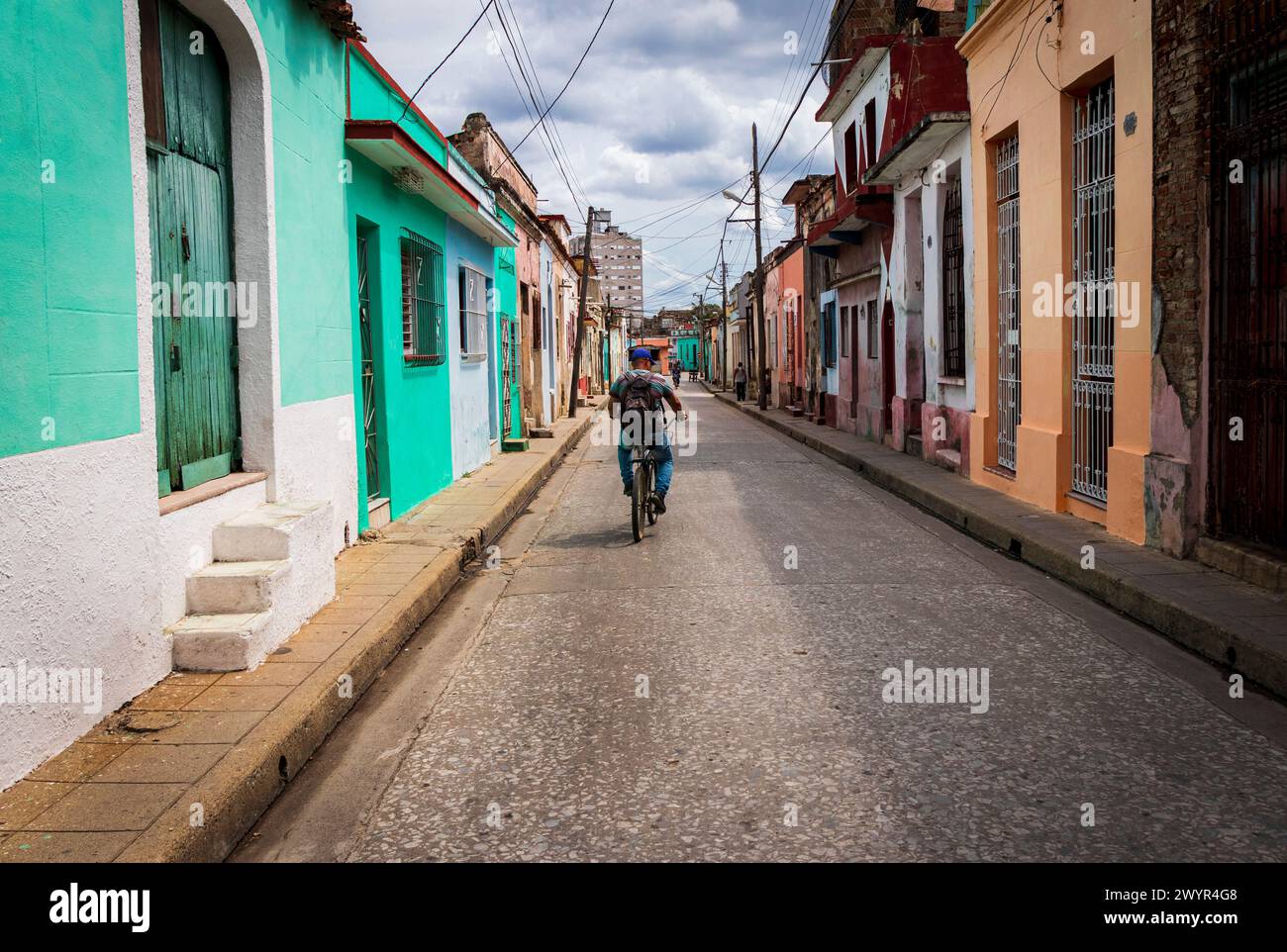 03.03.2024 - Camaguey, Santa Lucia, Cuba - strade della città Foto Stock