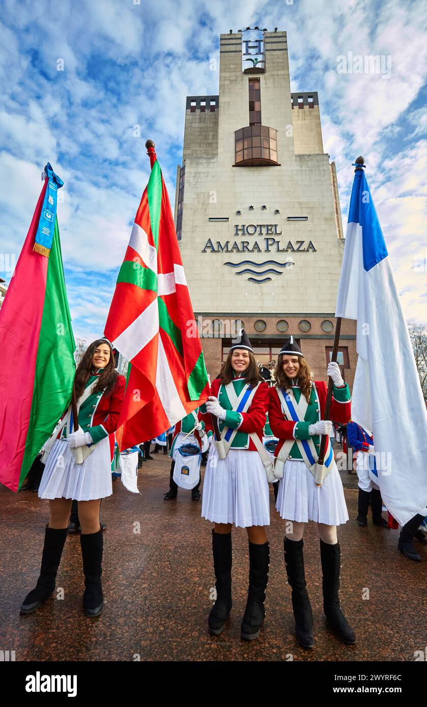 Tamborrada. Inaugurazione di Donostia 2016 Capitale Europea della Cultura, Donostia, San Sebastian, Paesi Baschi, Spagna. Foto Stock