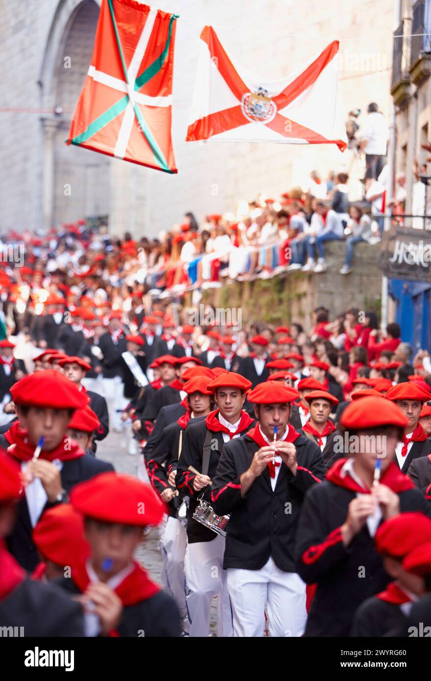 "Alarde", Hondarribia, Guipuzcoa, Paesi Baschi, Spagna. Foto Stock