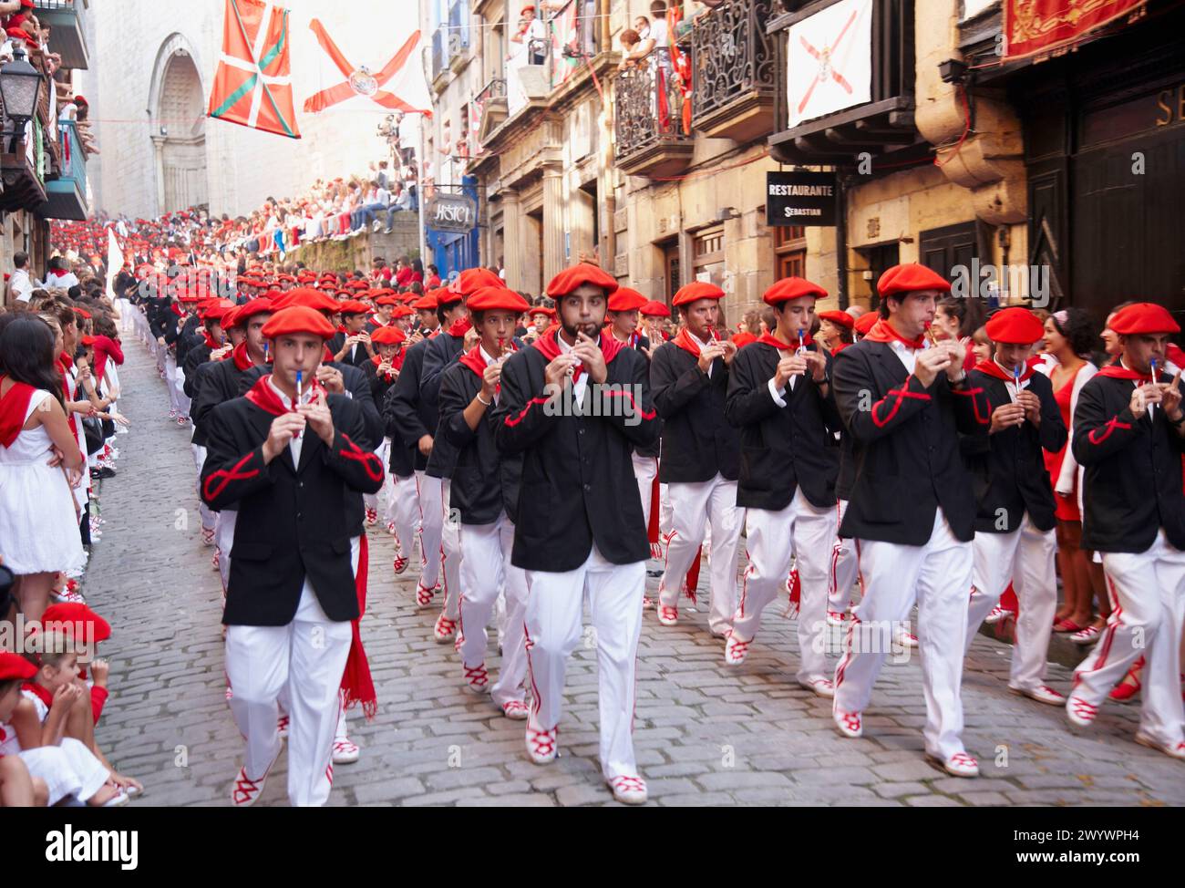 "Alarde", Hondarribia, Guipuzcoa, Paesi Baschi, Spagna. Foto Stock