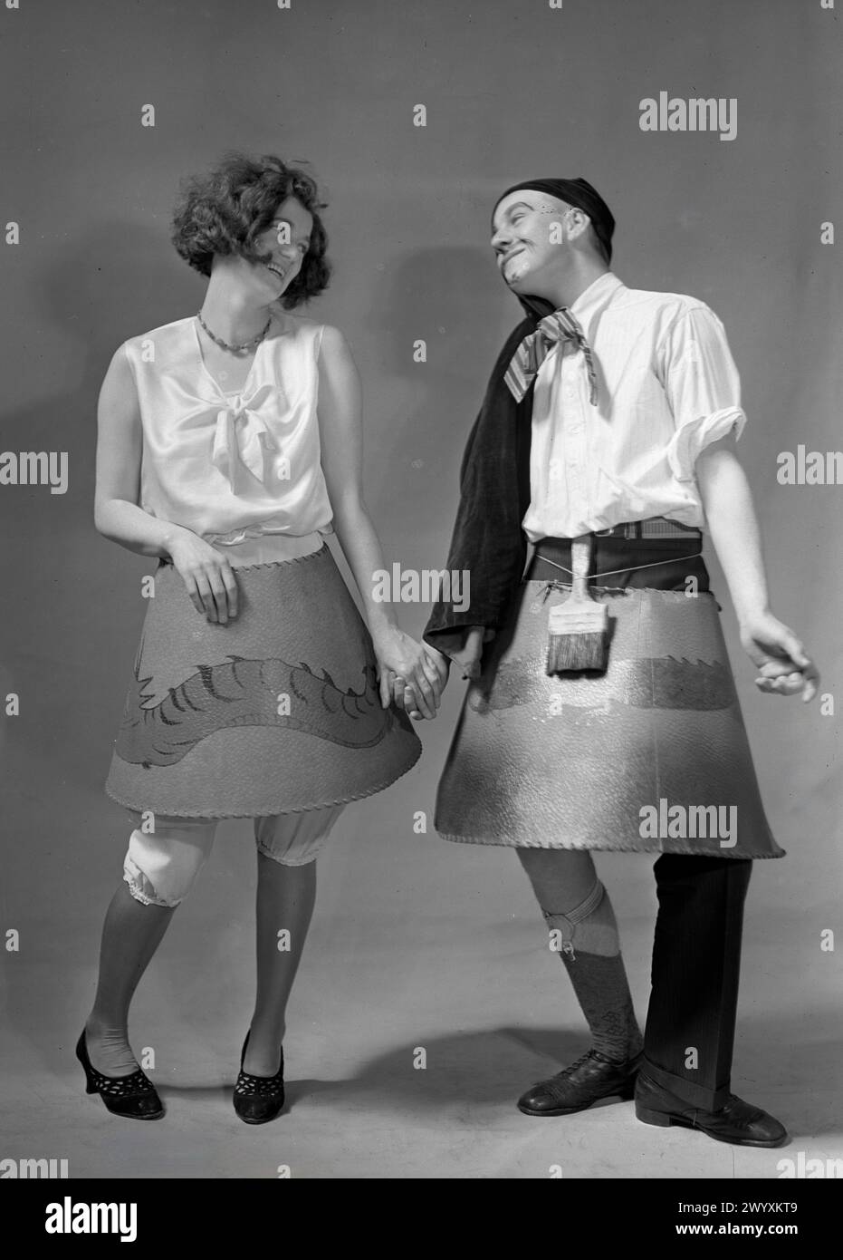 Gordon Burt - stravagante fotografia di coppia che ballano. Pittore forse - 1925 Foto Stock