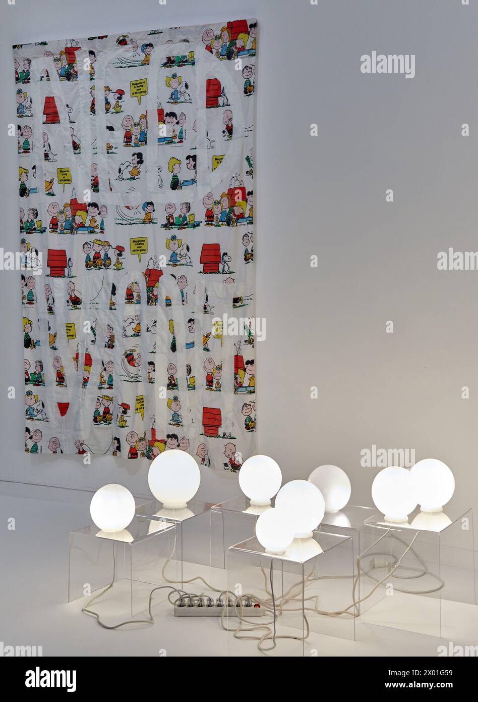 "Lights", 2016, Mélanie Matranga, Rumeurs & Légendes, MAM, città di Parigi Museo di Arte moderna, Musée d'Art moderne de la Ville de Paris, Francia Foto Stock