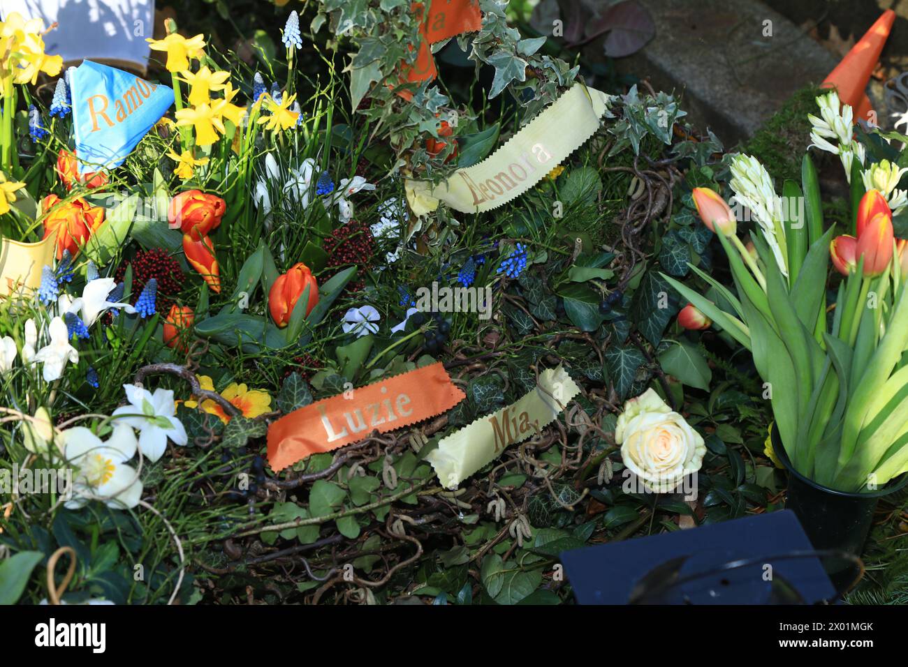 Gunther Emmerlich wurde am Freitagnachmittag dem 26.01.2024 an der Seite Seiner 2020 verstorbenen Ehefrau Anne-Kathrein im schon bestehenden Familieng Foto Stock