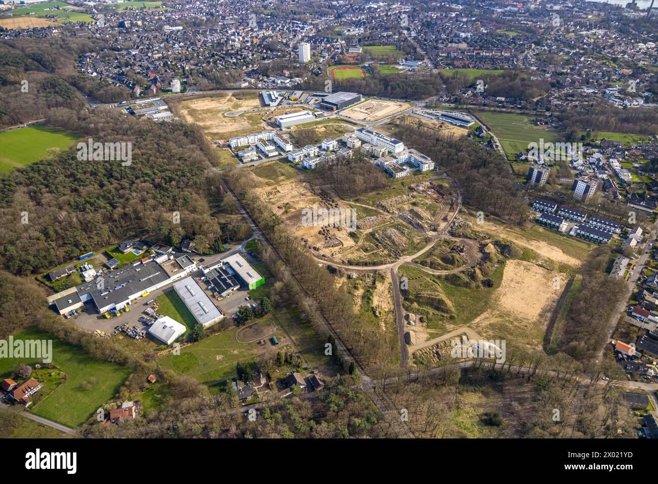 Vista aerea, nuova caserma, area di costruzione Georg-Elser-Straße, nuova zona residenziale Moritz-von-Nassau-Straße e zona commerciale Mona, ex Mor Foto Stock