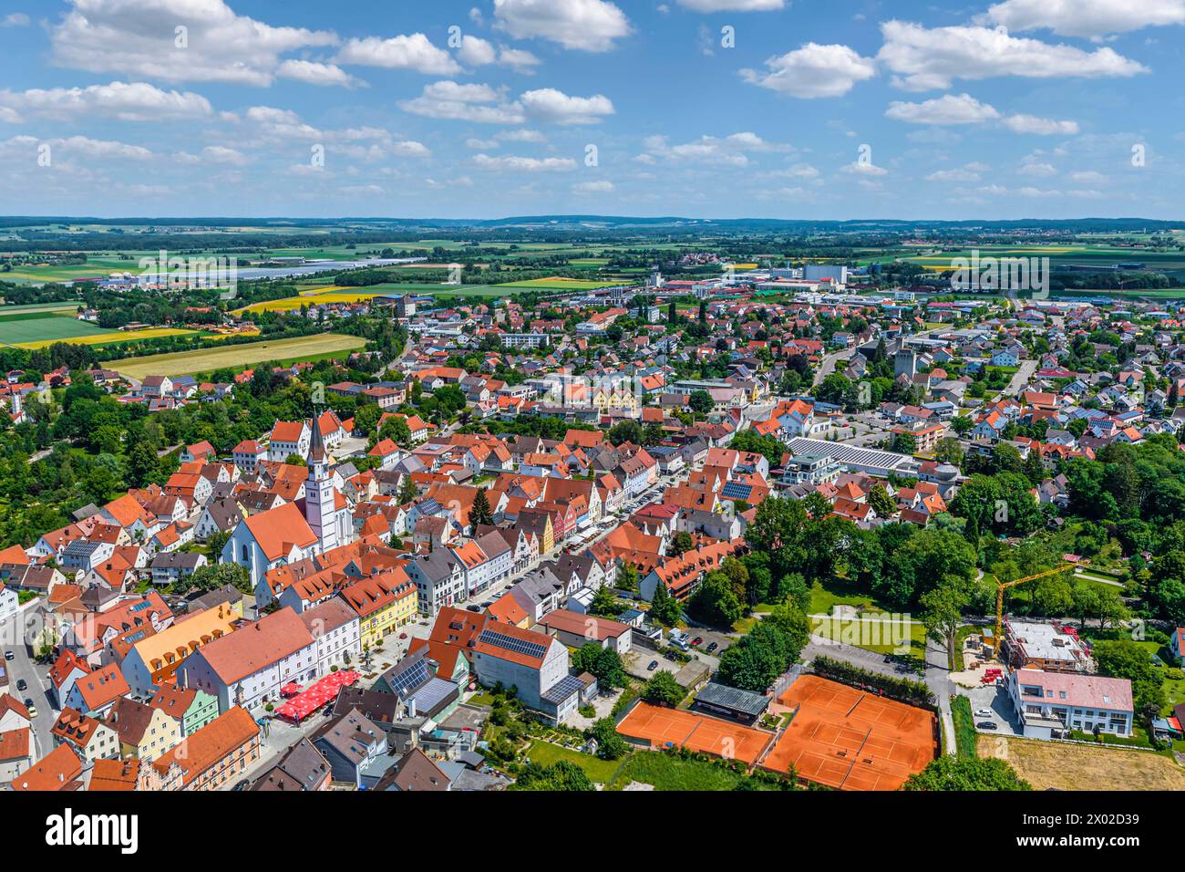 Die Stadt Rain am Lech im nordschwäbischen Kreis Donau-Ries im Luftbild Ausblick auf Rain am Lech nahe der Mündung des Lech in Die Dona Rain am Lech B. Foto Stock