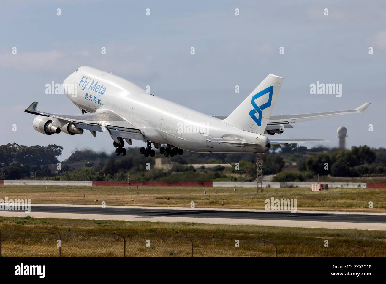 Volo Meta (Air Atlanta Iceland) Boeing 747-446 (BDSF) (Reg.: TF-WFF) in partenza per Bujumbura, Burundi. Foto Stock