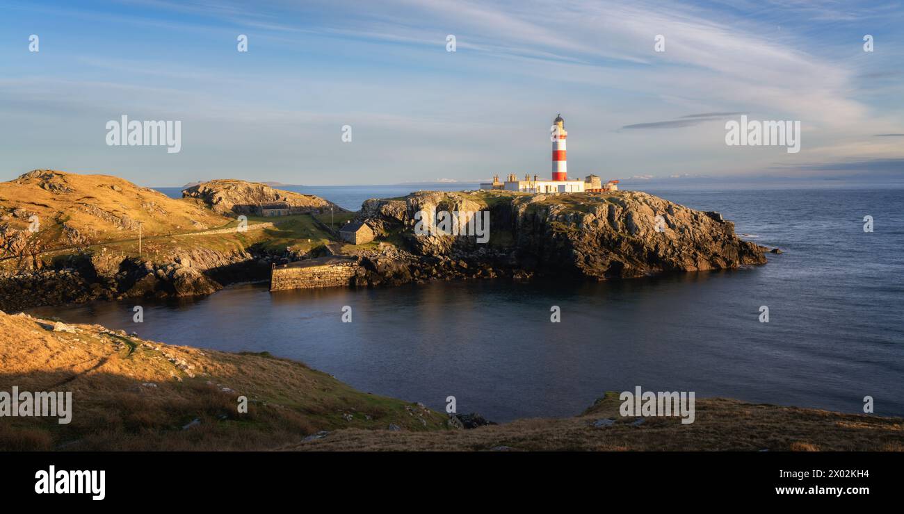 Faro di Eilean Glas, Isola di Scalpay, Ebridi esterne, Scozia, Regno Unito, Europa Foto Stock