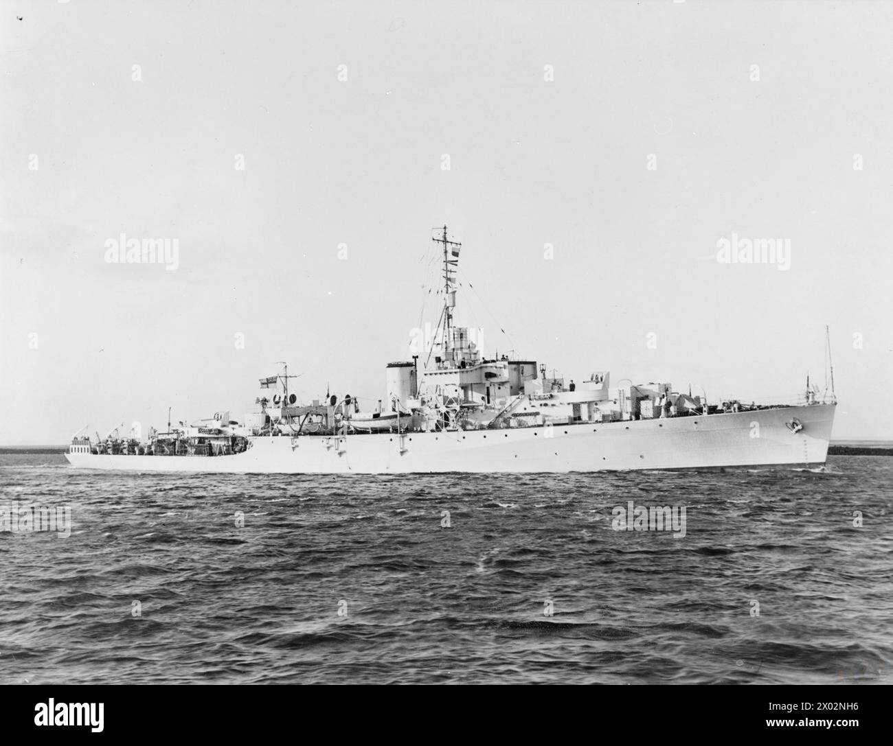 Il 4 febbraio 1943 la HMS Wear, una nuova fregata classe River, servì nella Royal Navy. Le fregate sono più veloci e pesanti delle Corvette e sono state utilizzate per combattere le minacce degli U-Boot. Foto Stock